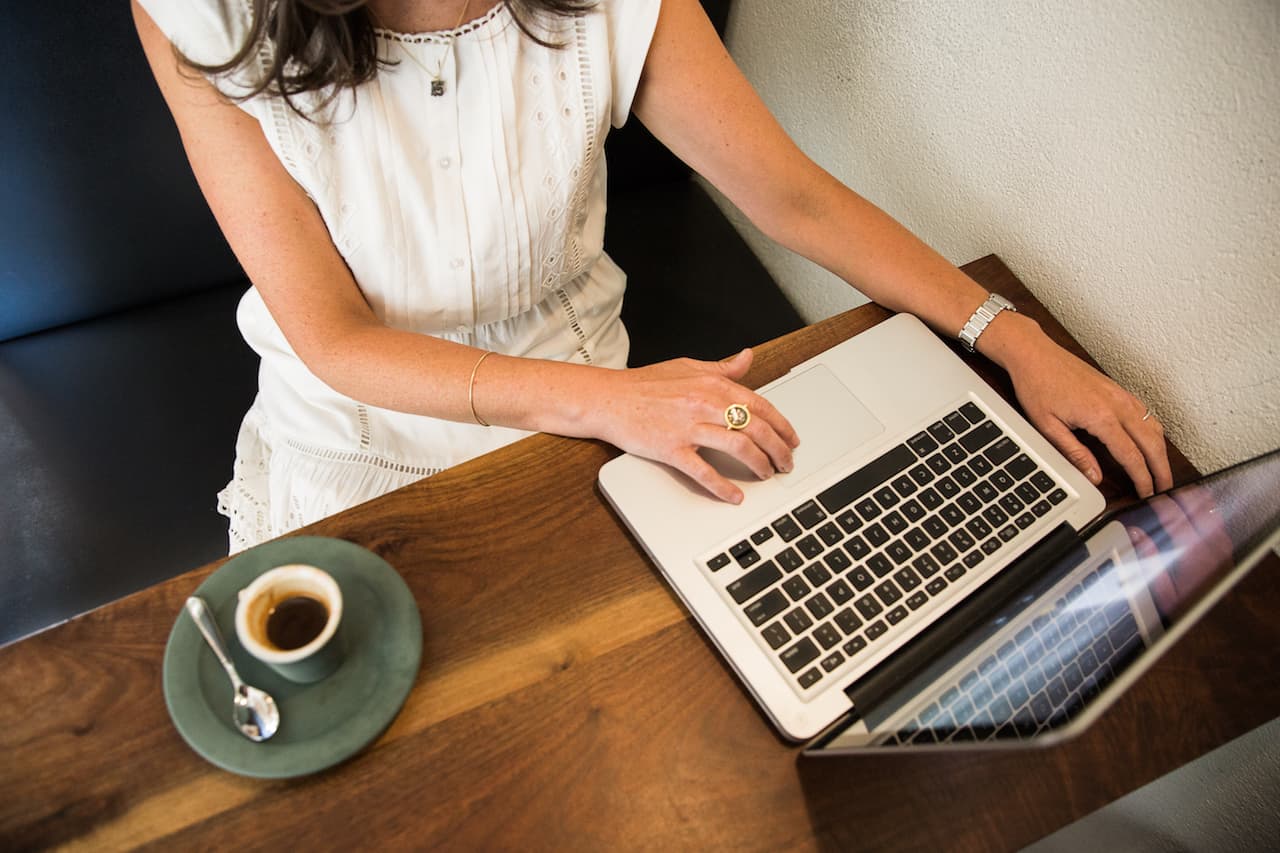 When to Engage a Real Estate Agent?